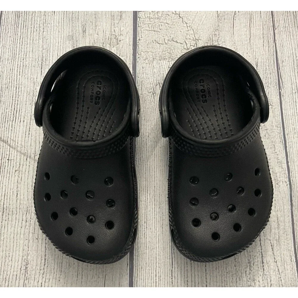 Black Croc Crocs Toddler Sandals Shoes, Size 6